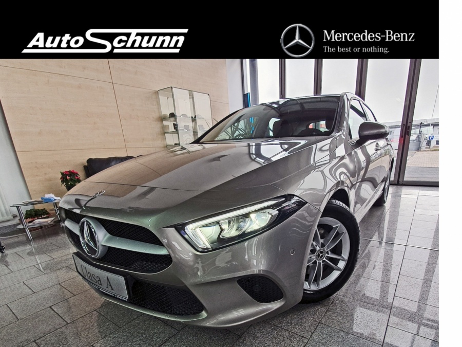 Mercedes-Benz-A-180-LL-7G-DCT-LED-PARK-CAMERA. CLICK AICI PENTRU DETALII