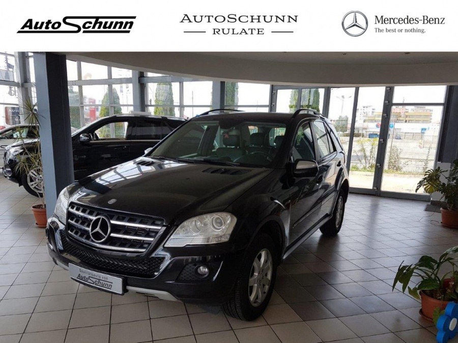 Mercedes-Benz-ML-300-CDI-PARKTRONIC-AUTOMATIC-KLIMA. CLICK AICI PENTRU DETALII